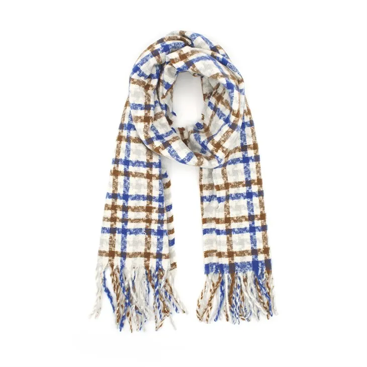 Scarf Poly Clasaiceach