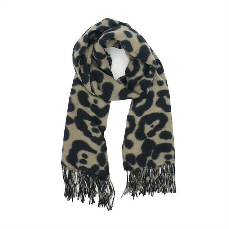 Scarves Polai Faisean