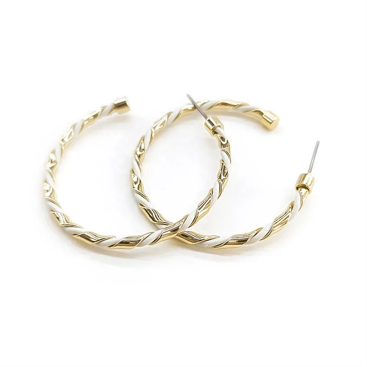 Earring Charm Uigeacht Óir