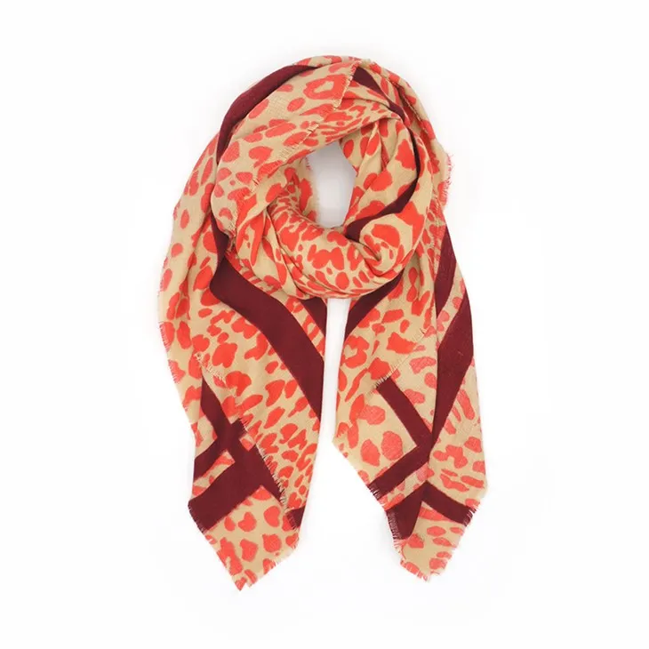 Scarf Dearg Stylish